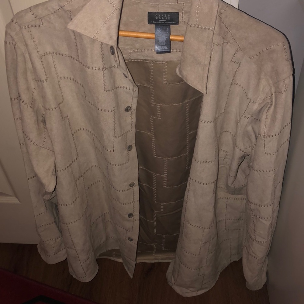 Crazy horse button up
